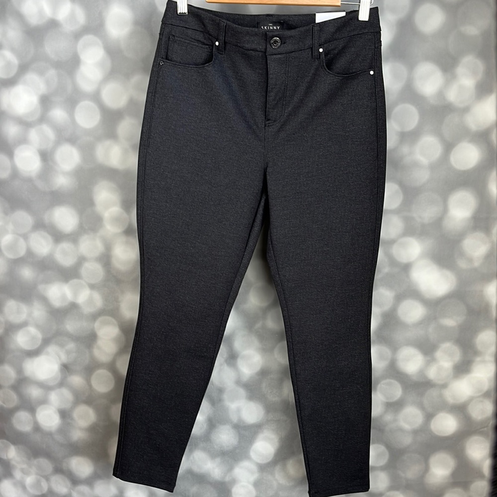 White House Black Market womens Effortless High Rise Skinny jegging.